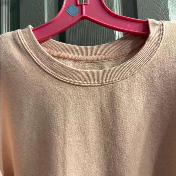Esstive Athletic Apparel Women’s sweatshirt in light pink Women’s size Medium - Picture 2 of 8